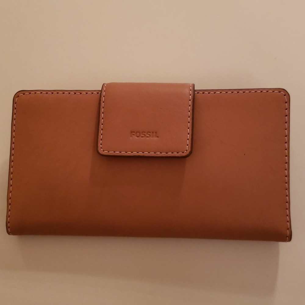 Fossil wallet